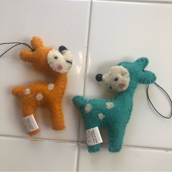 NWT Two ornaments Felted reindeer orange and blue - Picture 2 of 2